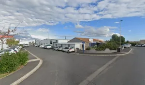 BRUNET ERTIA à Servian