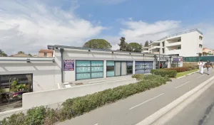 Abri Toiture Étanchéité à Fréjus